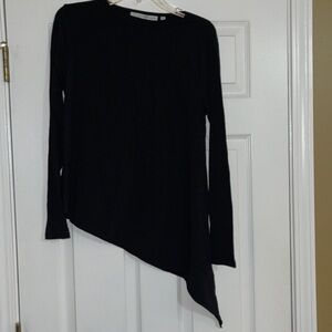 Nice Elizabeth and Clarke asymmetrical top 6